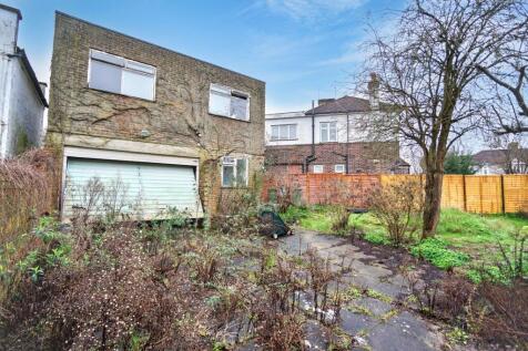 Building to the Side of 18 Bowmead, Eltham, London, SE9 3NL