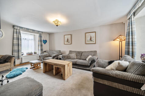 1363707-12-68e4ed...