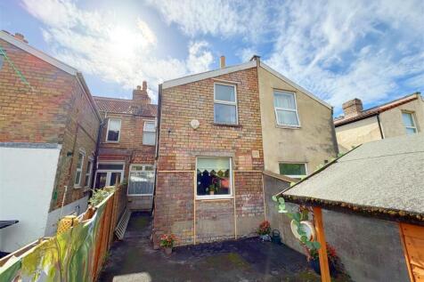 Rear view of property..jpg
