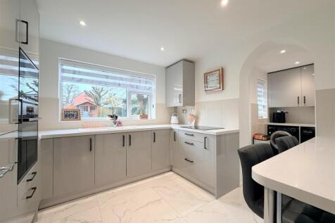 KITCHEN1