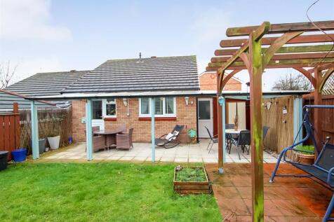 Cheviot Court, Darlington photo 4