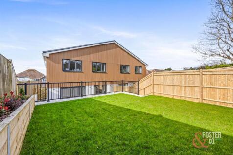 Right House-017.JPG