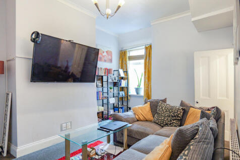 Lounge 1
