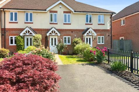 Camberley, GU16 - property photo