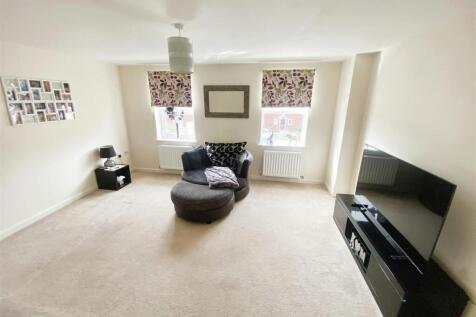 Betjeman Way, Cleobury Mortimer, Kidderminster photo 4