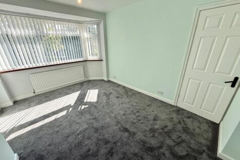 Baker Drive, Great Sutton, Ellesmere Port, Cheshire West And Chester photo 4