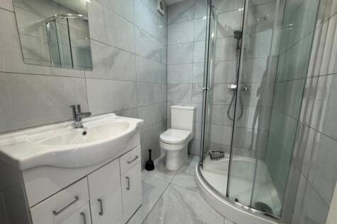 Mickledon Close, Nottingham, Nottinghamshire, NG2 photo 5