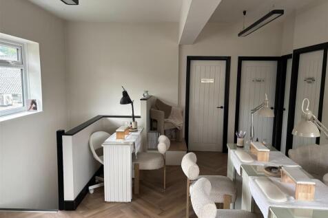 Commercial Property for sale Image 8