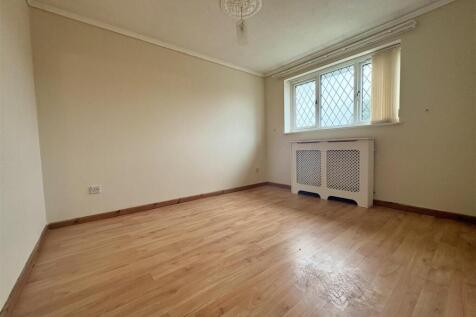 19 Leven Drive, Willenhall photo 5