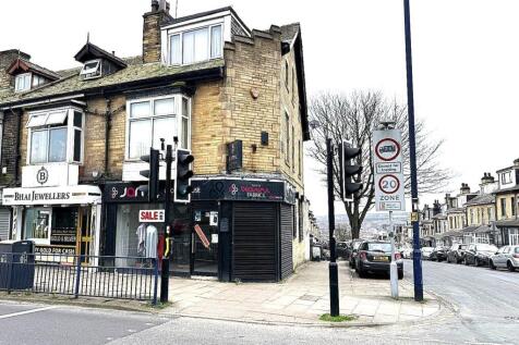 Prominent Corner Retail Unit ¿ High Street / Du