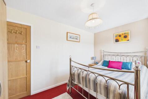 Bedroom: