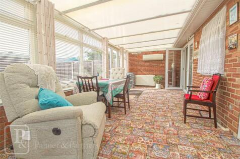 Mayfield Close, Colchester, Essex, CO4 photo 5