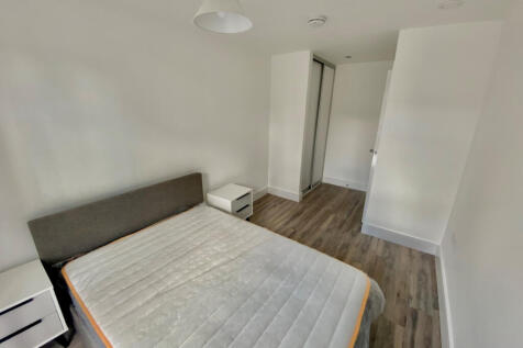 8 Langworthy Road, Salford, Salford, M5 photo 4