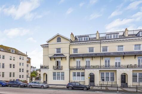 5 Clearwater Apartments, South Parade, Southsea-Po