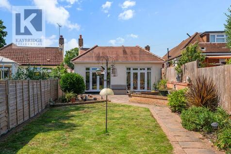 The Warren, Worcester Park - KT4 7DL