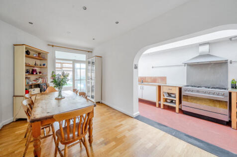 1396626-6-69651a2...