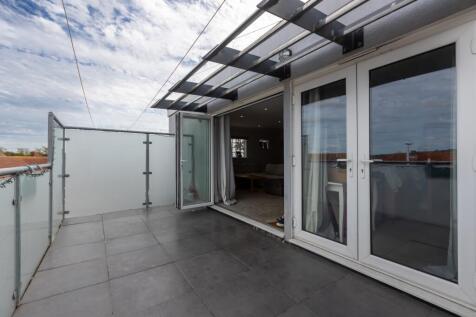 Broadwater Street East_8