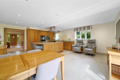 Kitchen/Family Room