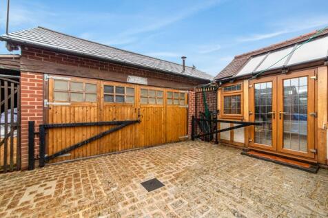 Rear Courtyard