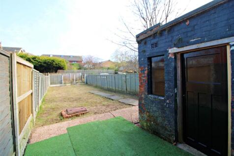 Back Garden].JPG