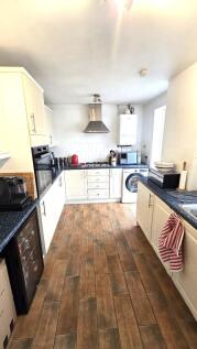 3 Overdale Close, Market Harborough, Leicestershire, LE16 photo 5