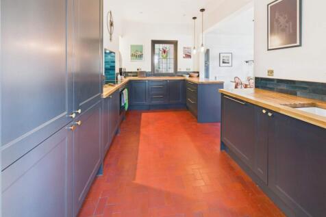 Kitchen Third Angle