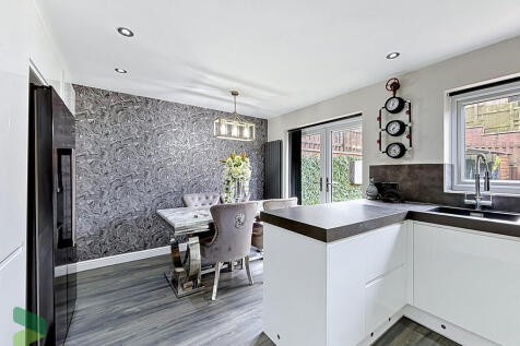 Fitted dining kit...