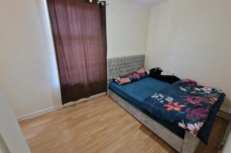 WhatsApp Image 2025-12-16 at 13.11.18 (1).jpeg