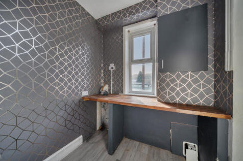 1392934-12-69414b...