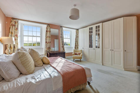 A28 - Lower East Farmhouse Easton - 251110