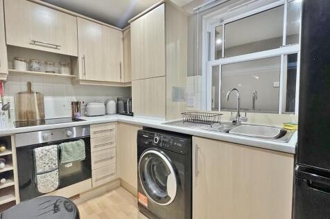 Woodberry Way, Walton On The Naze photo 4