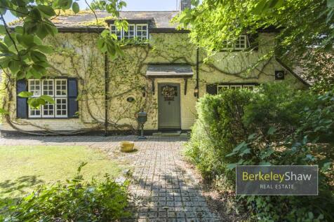 Sycamore Avenue Crosby L23