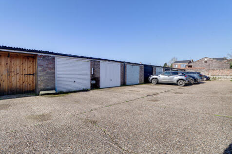 Garage/Parking