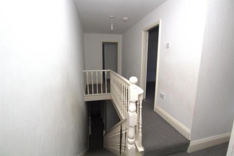 1 Grange Landing.jpg