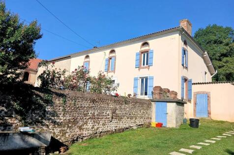 Property Image 1