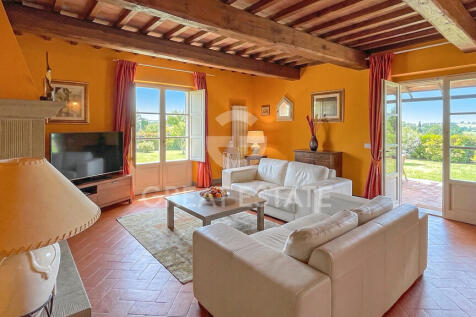Interno