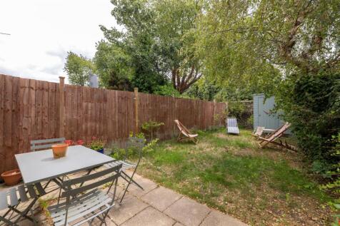 Trumpington Road, E7