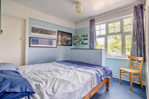8689705-interior16-800.jpg