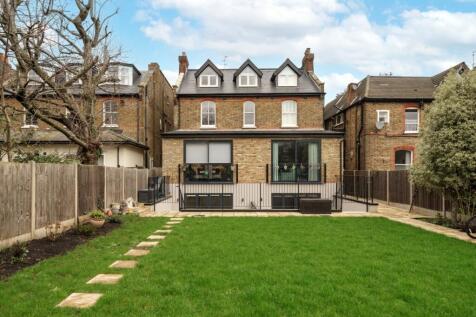 2 Bedroom Flat for Rent
