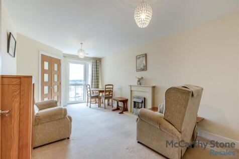 8699978-interior12.jpg