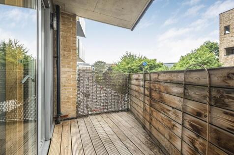 Drovers Way, Holloway photo 4