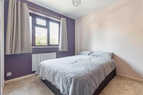 bedroom-1-1.jpg
