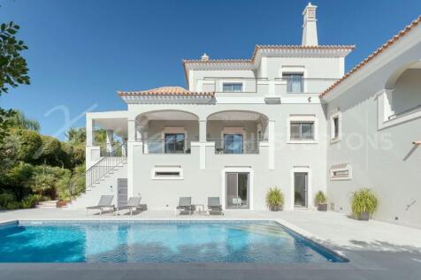 The Crest Fully Renovated 5 bed Villa For Sale (33)