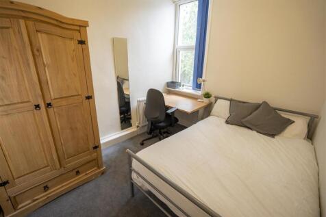 6 Hoole Road, Broomhill photo 4