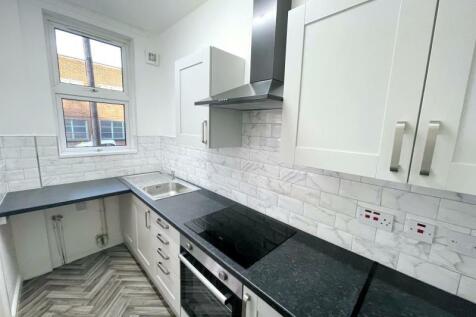Nice View, Harehills, Leeds photo 3