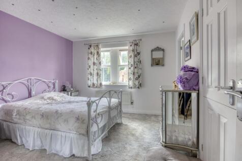 Ewemove Taunton - Graham Way (1)