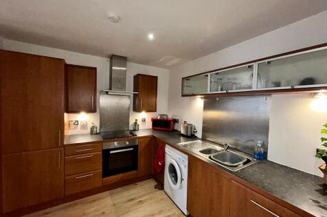 Renfield Street, City Centre photo 5