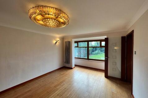 St. Martins Close, Stratford-Upon-Avon, Warwickshire, CV37 photo 3
