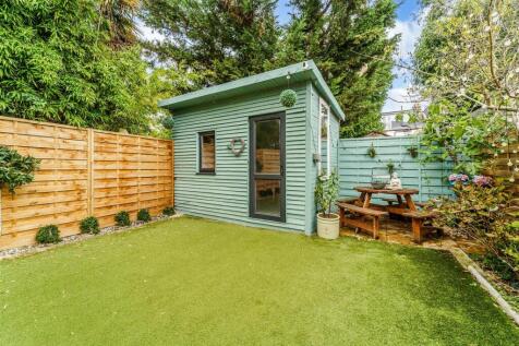 PHYLLIS AVENUE, 18 (11).jpg