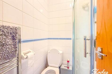 SHOWER (2)